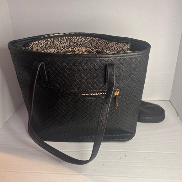 Cheetah Print Tote Bag and Coin Pouch - Picture 2 of 3